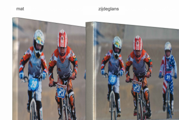 Foto op canvas: mat en zijdeglans
